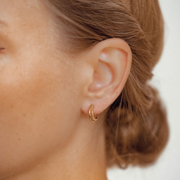 Doppelte Creolen mit Kugeln Sterlingsilber in Gold