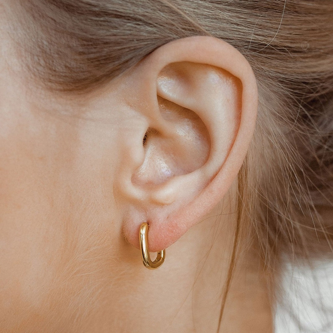 Oval Hoop Huggie Earrings Sterling Silver Gold – Hey Happiness