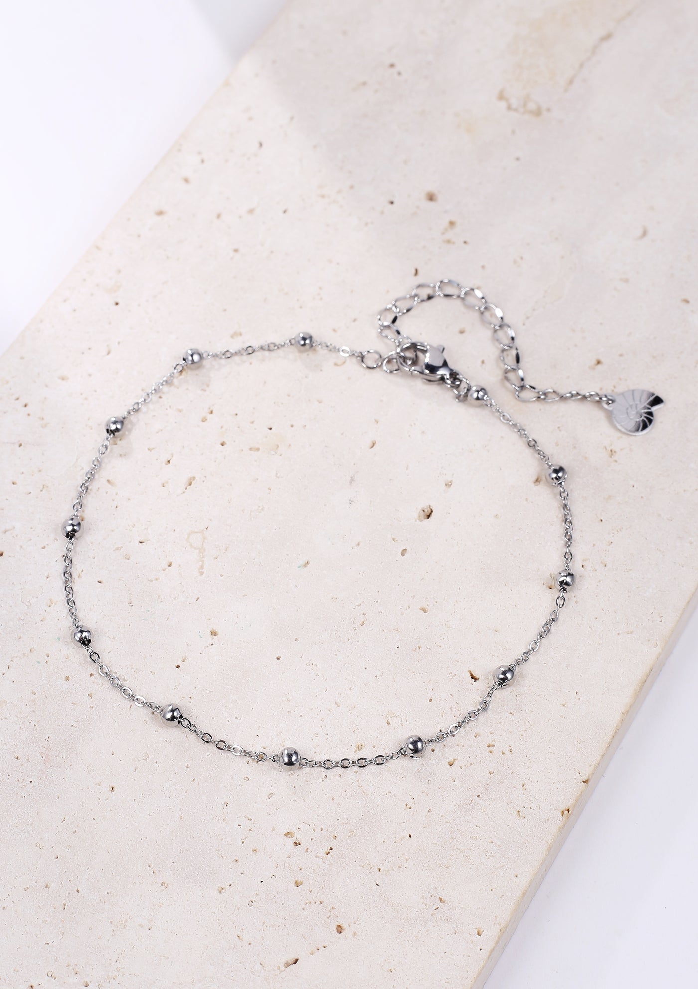 Filigrane Fußkette mit Kugeln in Silber