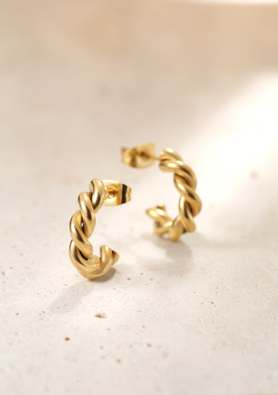 Kleine Gedrehte Creolen in Gold