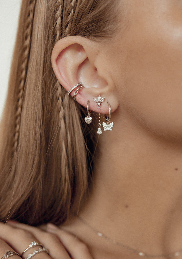 Pendientes Aro Charm Mariposa Plata de Ley 925