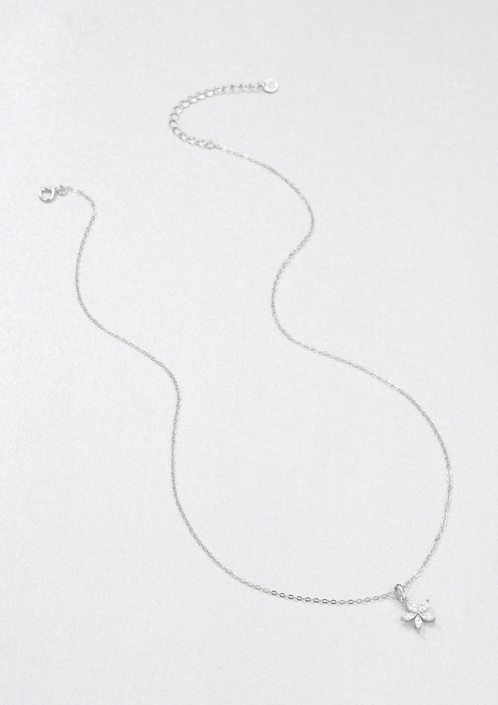Conjunto de Collares con Margaritas y Mariposas en Plata