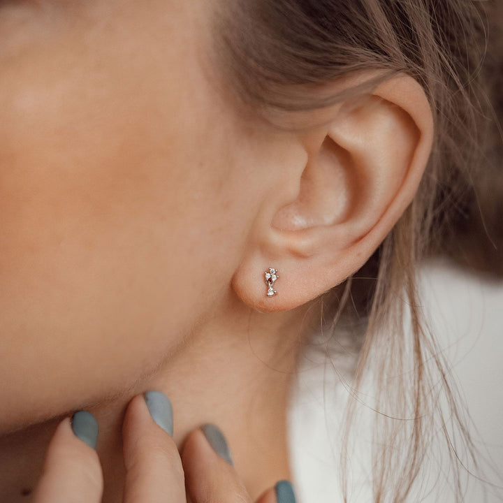 Pendientes de Botón Flor y Gota Plata de Ley 925