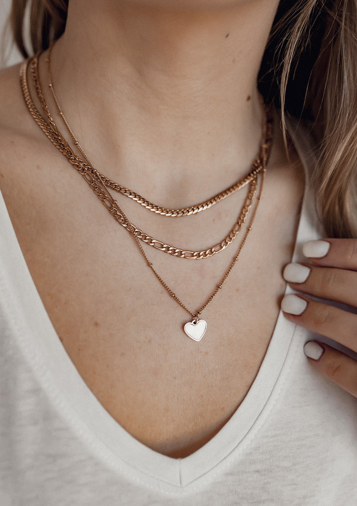 Collar de Cadena con Colgante Corazón Concha en Oro Rosa